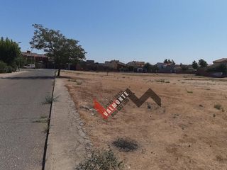 Residential Plot in Velazquez 2. Solar en venta en nambroca.