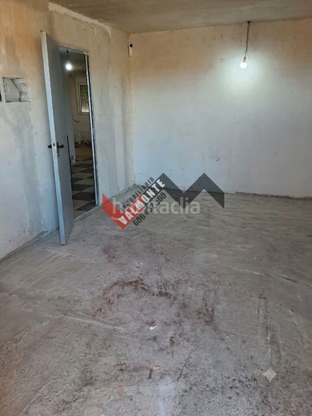 Foto 01ea449b-edce-4f07-9598-1443996fbdd4. Chalet  en venta en urbanización, 4 dormitorios. en Casar de Escalona (El)