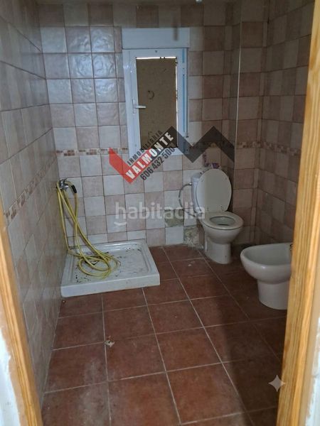 Foto bc1caf63-e50a-4b57-9afb-8d86060919be. Chalet  en venta en urbanización, 4 dormitorios. en Casar de Escalona (El)