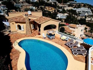 Chalet en Portichol-Balcón al Mar. Chalet con 4 habitaciones con parking, piscina y vistas al mar