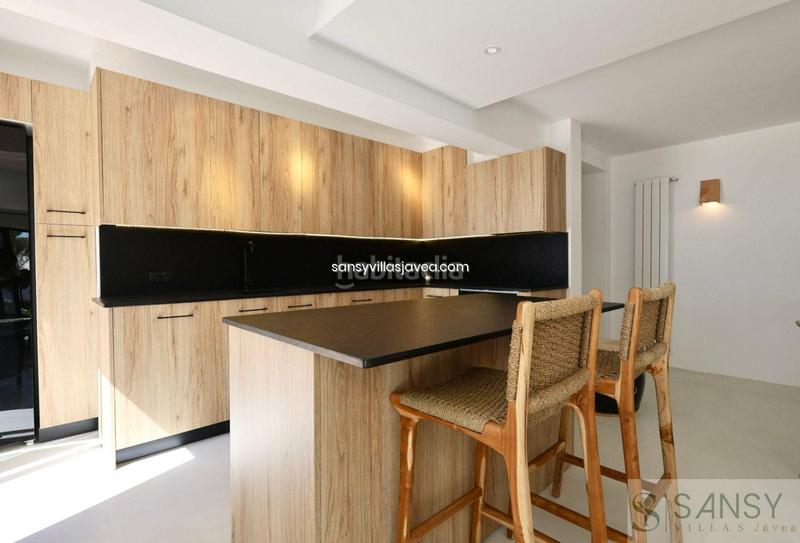 Foto 197aa78e-2db8-4fa2-a52c-4d5d09e330c6. Chalet mit parking in La Granadella - Costa Nova Xàbia