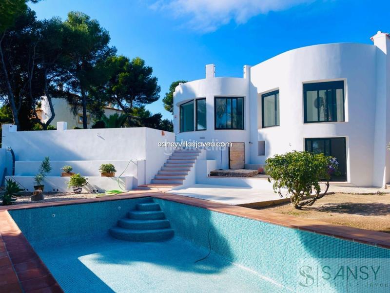 Foto 419b7013-1406-4e74-a07c-8ad28b3ca3f0. Chalet mit parking in La Granadella - Costa Nova Xàbia