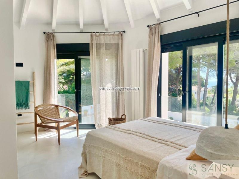 Foto 91e52c3a-8a59-4d48-8340-b0041af49157. Chalet mit parking in La Granadella - Costa Nova Xàbia