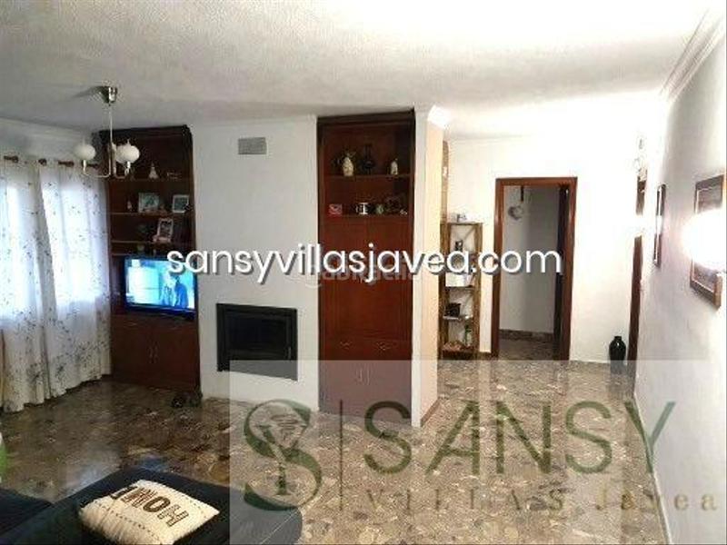 Foto c323b799-7a7d-43c1-9647-092ad54e2c1e. Xalet amb aparcament a Pedreguer