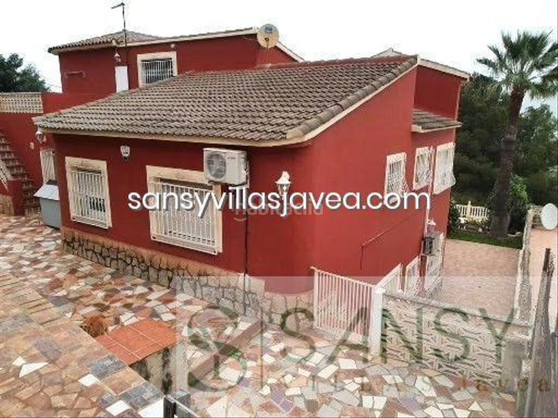 Foto ca187097-264b-4048-9170-aac491ed2b00. Xalet amb aparcament a Pedreguer