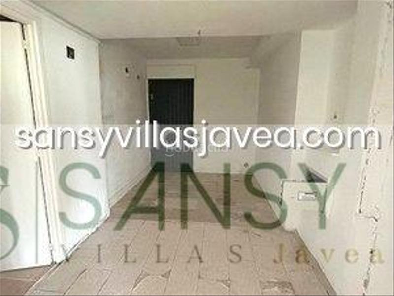 Foto 1d073209-e5c4-4dbf-b81a-3bb1c99e20f2. Local comercial jávealocal en Montañar-El Arenal Xàbia