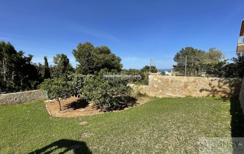 Foto ffd2dd73-b970-49c3-be4e-9d4cd6281e36. Xalet amb aparcament a La Granadella - Costa Nova Xàbia