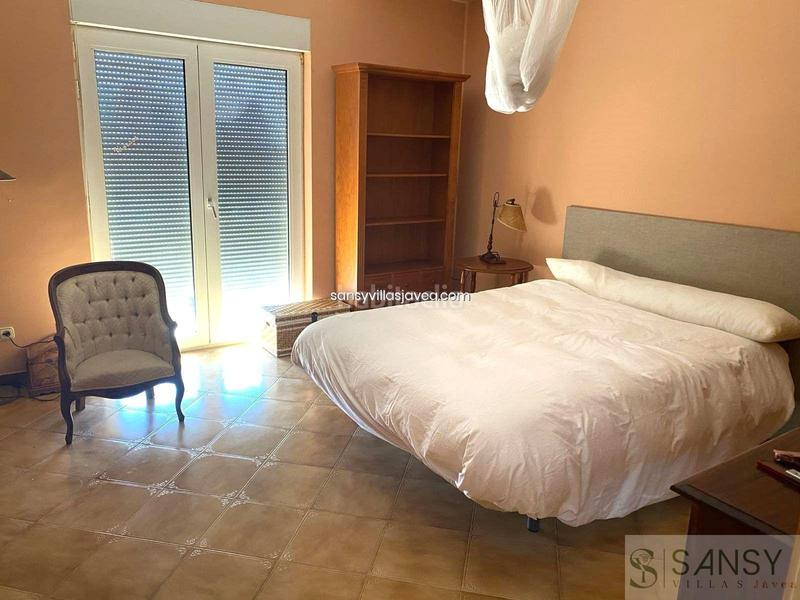 Foto 7462110f-695c-4b23-8ac5-cd8aefef1ebb. Chalet avec parking dans Centro Ciudad Xàbia