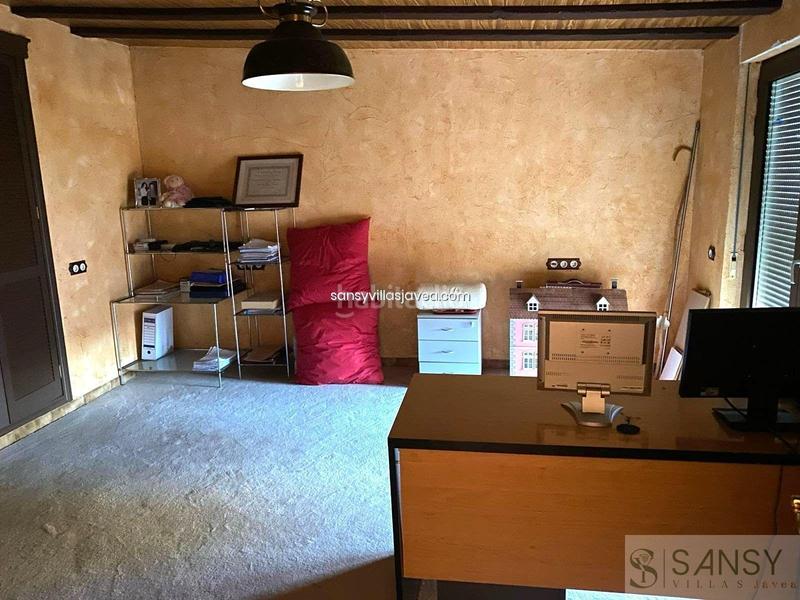 Foto 89b37db0-392b-4d71-90dc-913005bd0d02. Chalet avec parking dans Centro Ciudad Xàbia