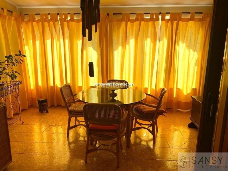 Foto b504af5a-757e-4d31-9140-b01d3f17c110. Chalet avec parking dans Centro Ciudad Xàbia