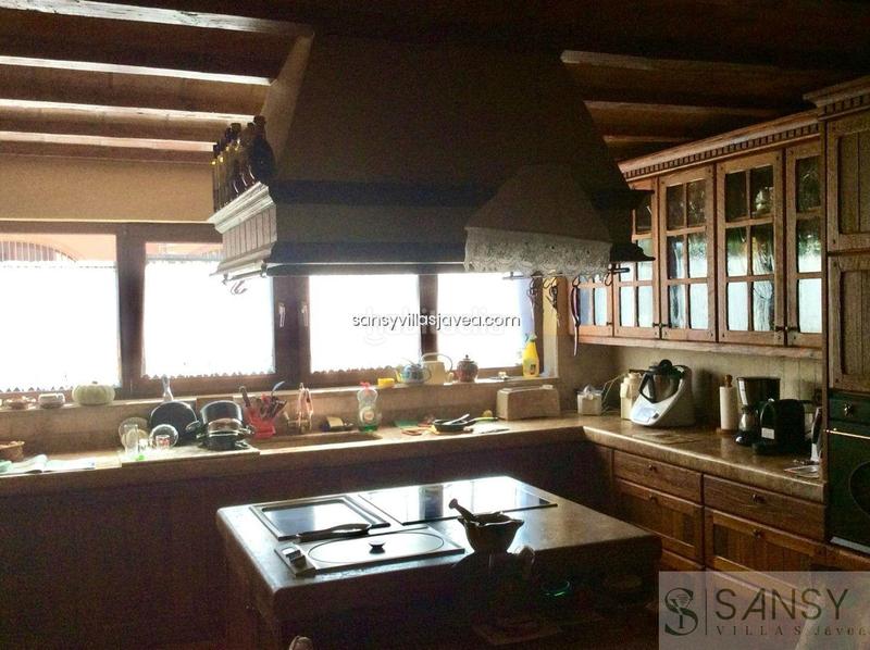 Foto e1f21fa1-557c-4c45-9ead-fd96fac19282. Chalet avec parking dans Centro Ciudad Xàbia