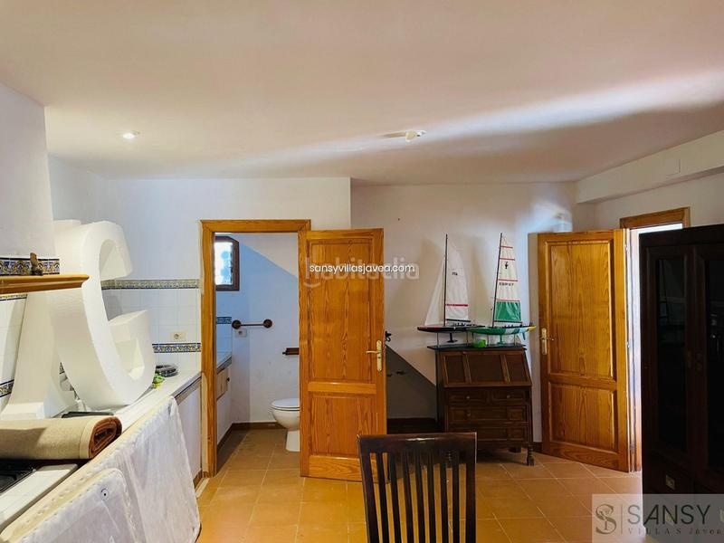 Foto 81c87594-2328-4140-9b01-c9156fb05f21. Chalet villa en Las Rotas / Les Rotes Dénia