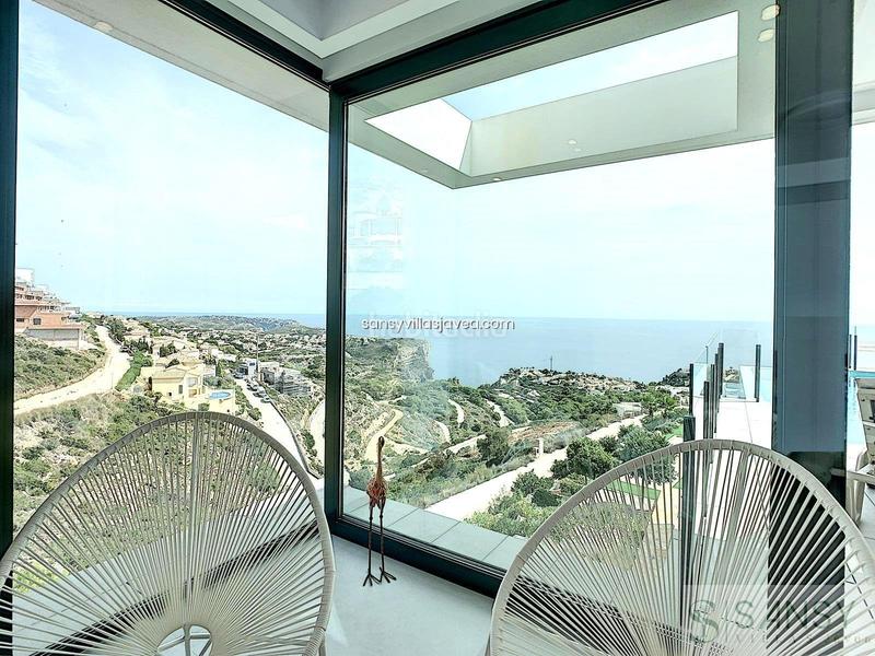 Foto cc79e609-29af-4a2b-b3c7-18b655fe920b. Chalet in Cumbre del Sol Poble Nou de Benitatxell (el)