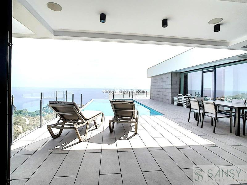 Foto d64f0784-1257-444b-a7a9-17077627c08d. Chalet in Cumbre del Sol Poble Nou de Benitatxell (el)