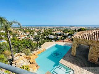 Chalet à La Pedrera-Vessanes. Déniavilla