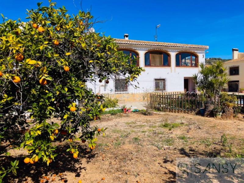 Foto 38b30d4b-5ab1-4f4d-b61e-318b55ed0055. Xalet amb aparcament piscina a Centro Ciudad Xàbia