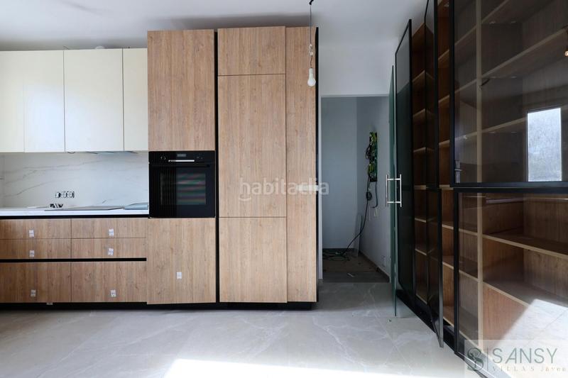 Foto e9c2801b-8ce6-4973-84f1-4075bd3131be. Chalet avec parking piscine dans Centro Ciudad Xàbia