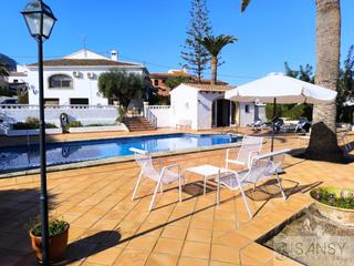 Chalet en Centro Ciudad. Jáveaxàbiavilla