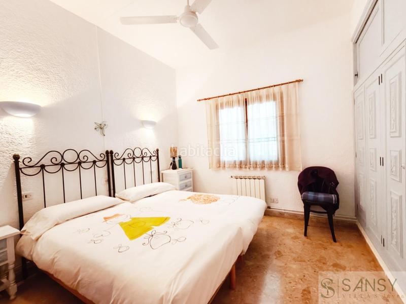 Foto c7af3684-061a-4af9-8719-f01ca81685cd. Xalet amb calefacció aparcament piscina a Centro Ciudad Xàbia