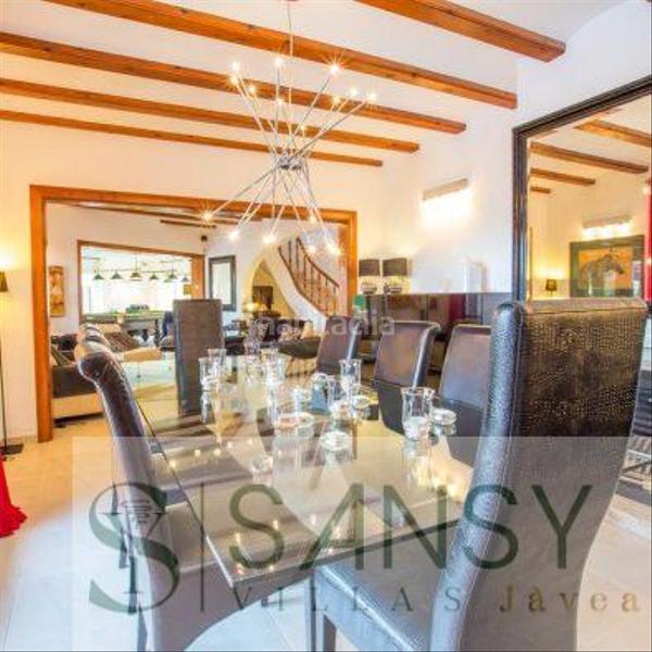 Foto 69a72bf8-f8d5-444f-b401-455d8297ce51. Chalet con riscaldamento parcheggio piscina in Pueblo Calp