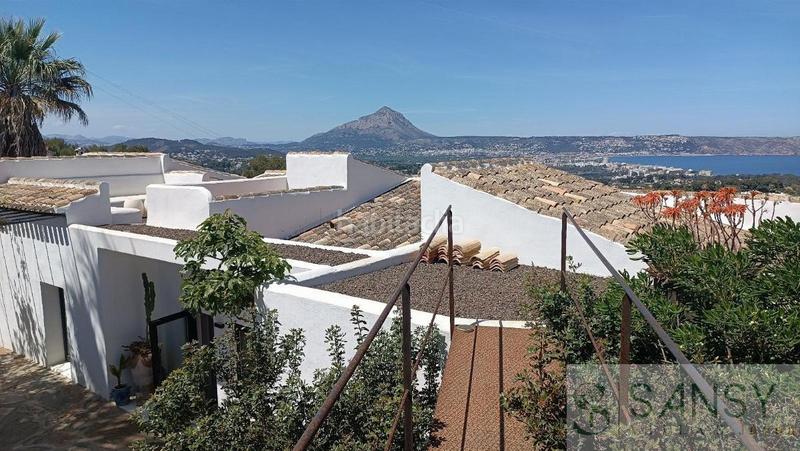 Foto 9824726f-deda-4ca5-a93b-130fb6804573. Chalet con riscaldamento parcheggio piscina in Cap Martí - El Tossalet - Pinomar Xàbia