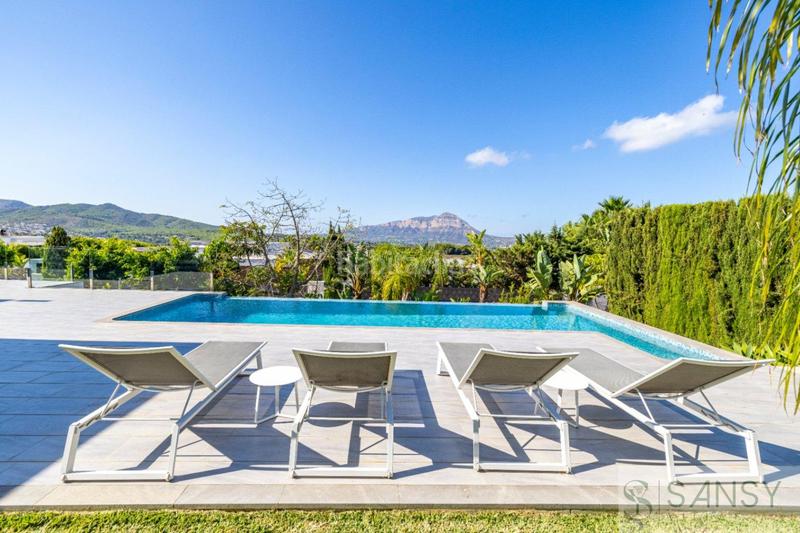 Foto 2b229ee0-86c8-424f-be7d-5f9f7b48cae1. Etagenwohnung mit parking pool in Centro Ciudad Xàbia