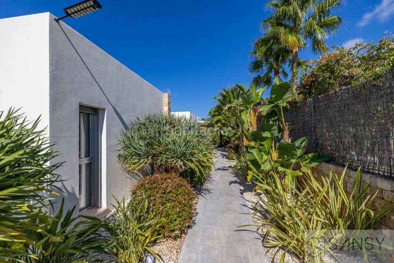 Foto 30e04ade-5574-48b3-9aad-671f7fc1a883. Etagenwohnung mit parking pool in Centro Ciudad Xàbia