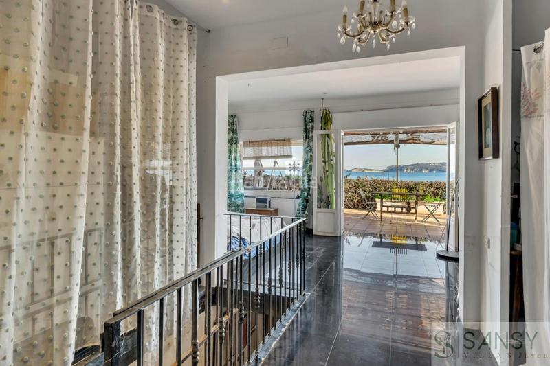 Foto c35522f6-fee8-4cbc-95f4-a986c08c6cd6. Chalet jáveavilla en Puerto Xàbia