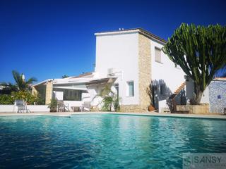 Chalet in El Montgó. Déniavilla