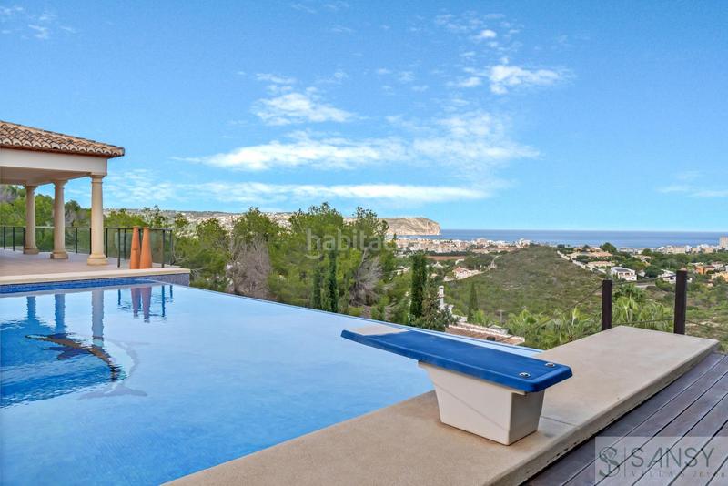 Foto 3d35983a-123f-4dbf-985e-d64a3c704ba0. Chalet con riscaldamento parcheggio piscina in Centro Ciudad Xàbia