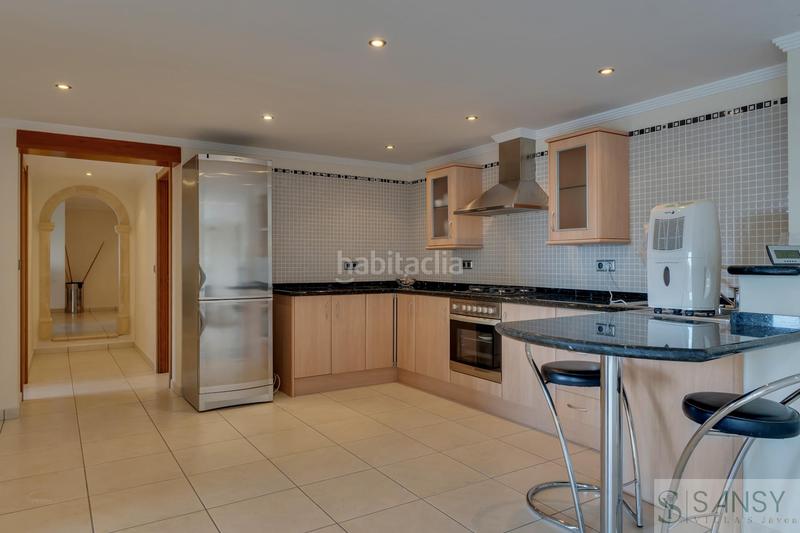 Foto 8b7c5742-246a-4cdb-8bb8-3101344aafd8. Chalet con riscaldamento parcheggio piscina in Centro Ciudad Xàbia