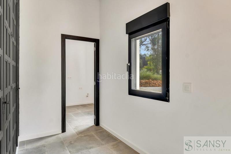 Foto 5389f825-df33-4796-bf6f-5b62fe473bd5. Chalet mit heizung parking pool in La Granadella - Costa Nova Xàbia