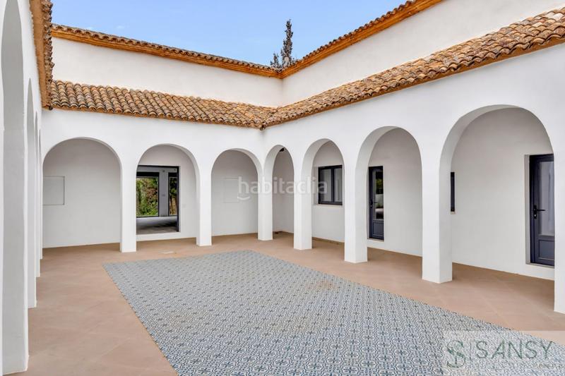 Foto a93d5910-fba8-46fa-9e14-bbb38fffaf83. Chalet mit heizung parking pool in La Granadella - Costa Nova Xàbia