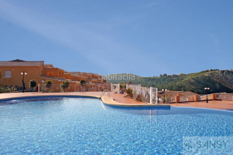 Foto bb5954c3-6a58-4e3e-885f-b1f7cc6708d3. Duplex con piscina in Centro Poble Nou de Benitatxell (el)