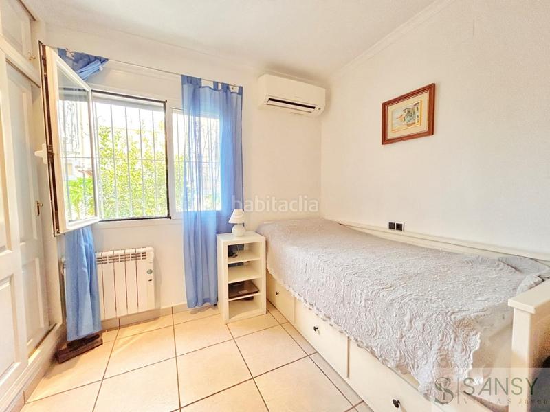 Foto 15e1525b-f545-4d3e-a6c2-1aae7bdca213. Chalet avec chauffage parking dans La Pedrera-Vessanes Dénia