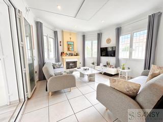 Chalet in La Pedrera-Vessanes. Déniavilla