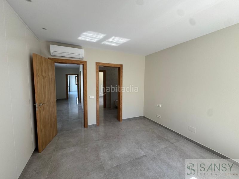 Foto c03405df-bddd-481f-8866-55bd9869dac9. Chalet jáveachalet en Centro Ciudad Xàbia