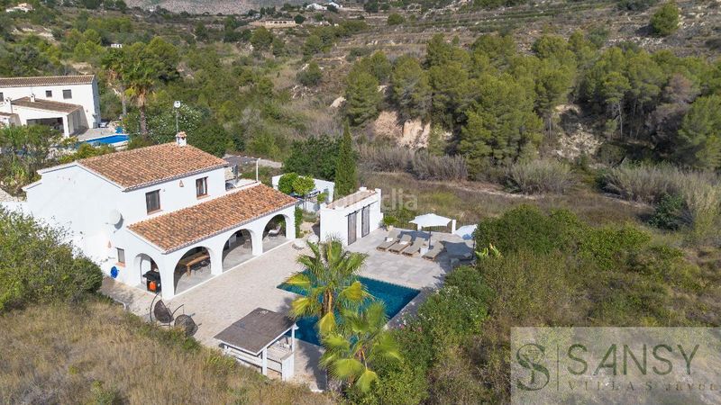 Foto 888b54a2-66e0-408a-be4d-f33c975d8c18. Chalet  en Benissa pueblo Benissa