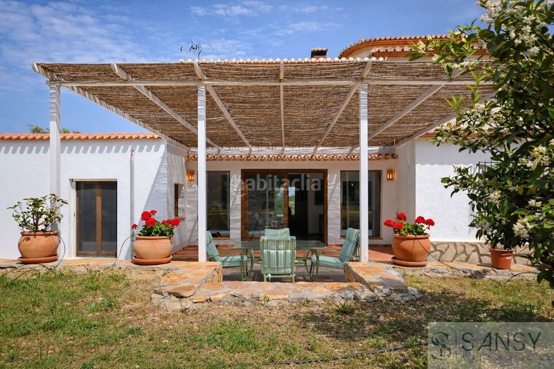 Foto f210b174-5852-489d-b277-b37ab7872f57. Xalet amb aparcament piscina a Saladar Dénia