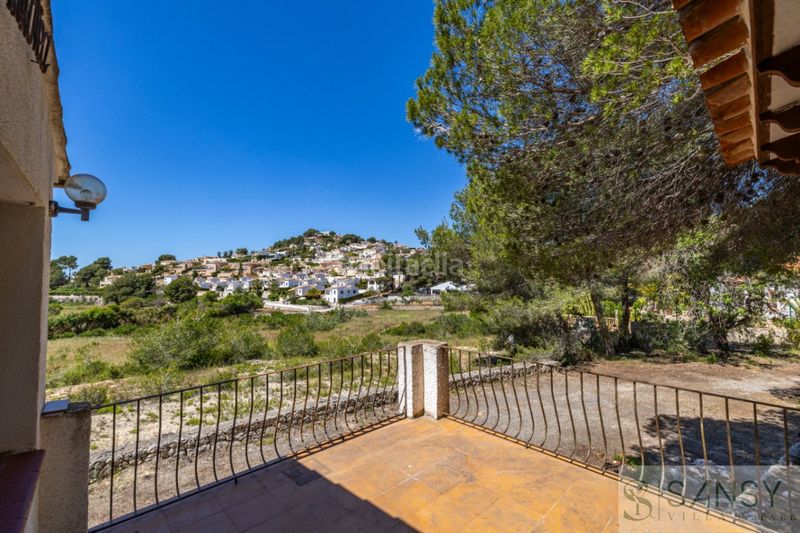 Foto ae5a0358-9b2c-4c22-b512-59a433a5b7c8. Pis a Paichi Moraira