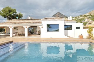 Chalet à Partida Tosal - Zona dels Castellans. Jáveaxàbiavilla