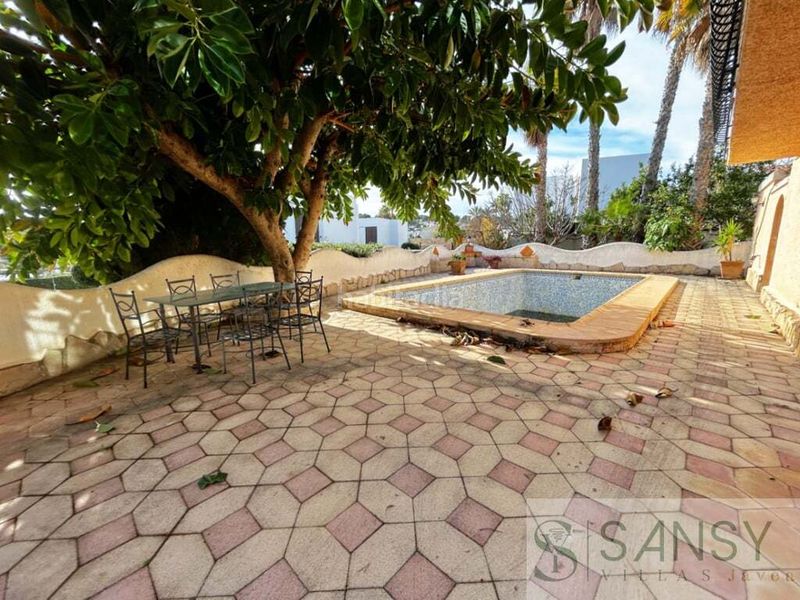 Foto c5cb2019-1fde-44f7-a63f-3f5e7be186a4. Casa amb aparcament piscina a Paichi Moraira