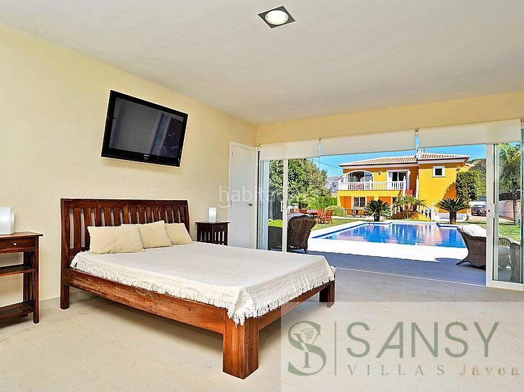 Foto 13173330-3226-4dfb-b5ea-3701a4c533b2. Casa amb piscina a Centro Ciudad Xàbia