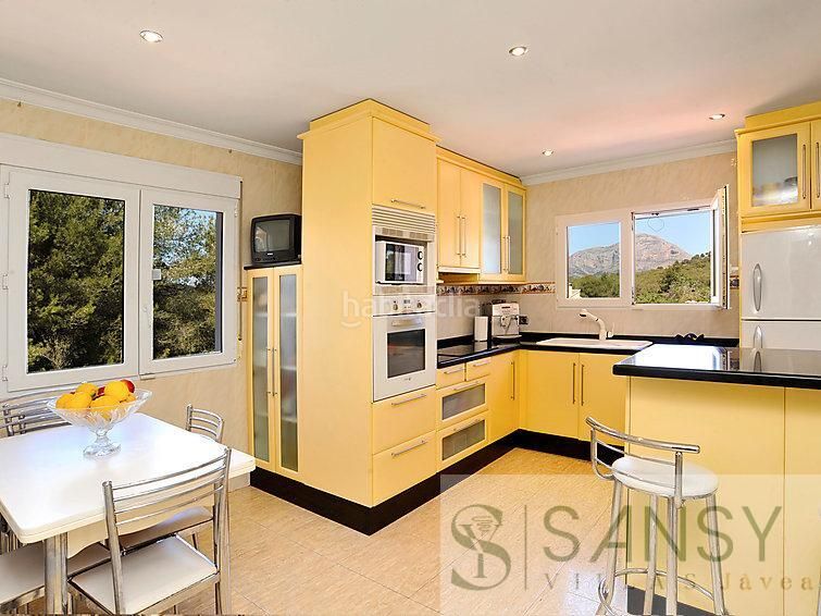 Foto 5537cba2-0267-47fb-8387-da8696097ee6. Casa amb piscina a Centro Ciudad Xàbia