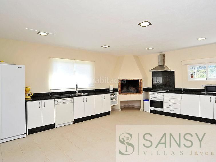 Foto 6a6ac862-9811-4ecf-91a2-9acd1c774c88. Casa amb piscina a Centro Ciudad Xàbia