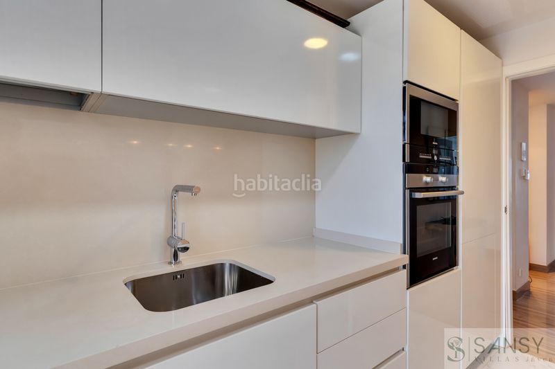 Foto f69f050b-841f-4470-bec5-6e63520172f8. Apartament amb calefacció aparcament piscina a Montañar-El Arenal Xàbia