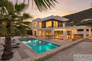Chalet in Partida Comunes-Adsubia. Jáveaxàbiavilla