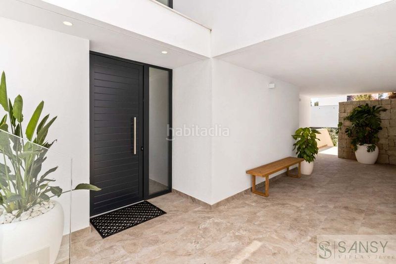 Foto 5d3c98eb-2caa-4a49-b915-0563c3fabbc8. Casa amb piscina a Altea ciudad Altea