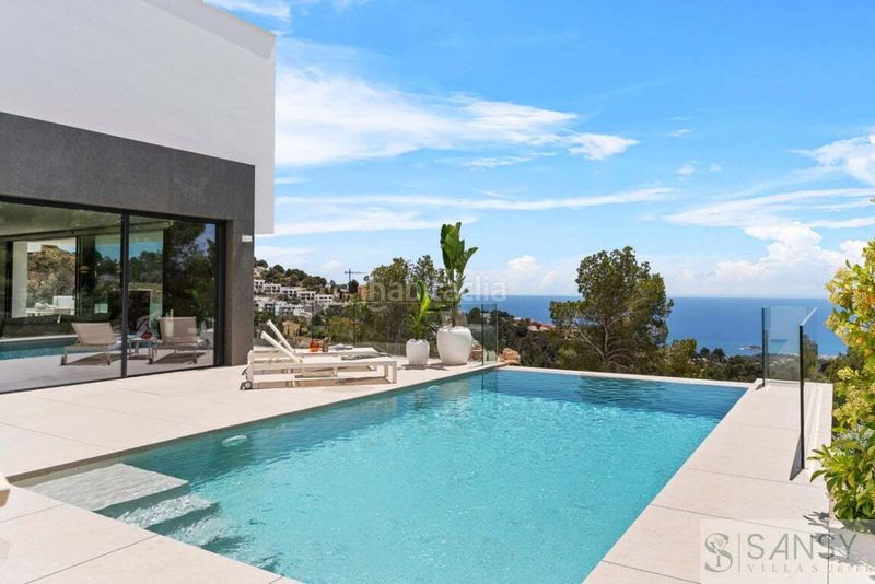 Foto 6920cbf3-0bcb-419c-9b72-6248d8818062. Casa amb piscina a Altea ciudad Altea