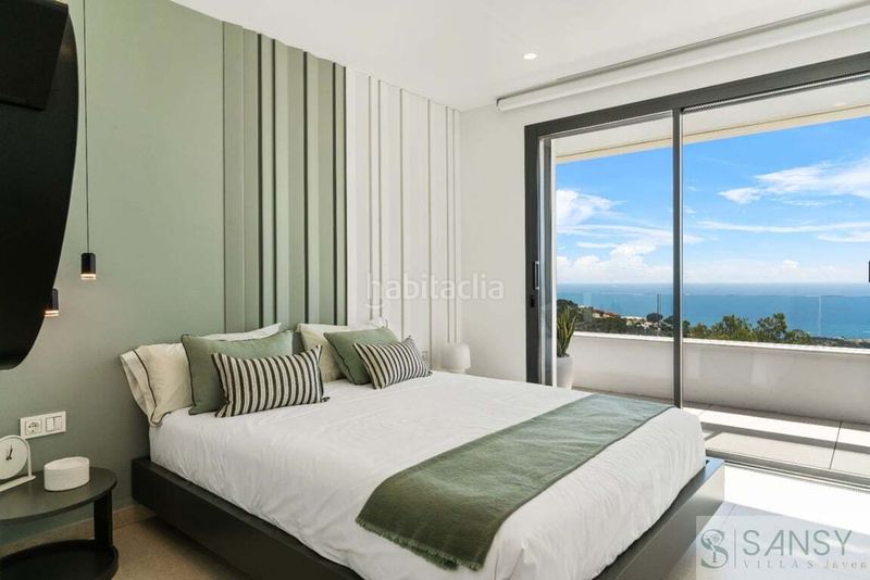 Foto a9532305-da10-4053-a14a-6b1974e1b214. Casa amb piscina a Altea ciudad Altea